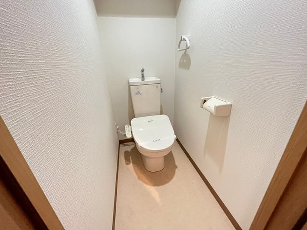 (5/22) トイレ (5/22) トイレ