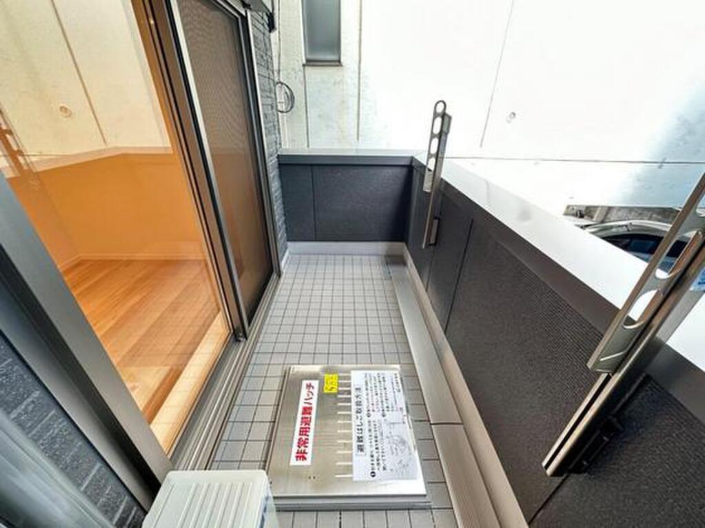 (11/27) バルコニー (11/27) バルコニー