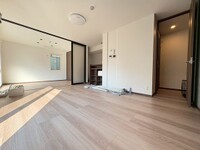 D-room中野