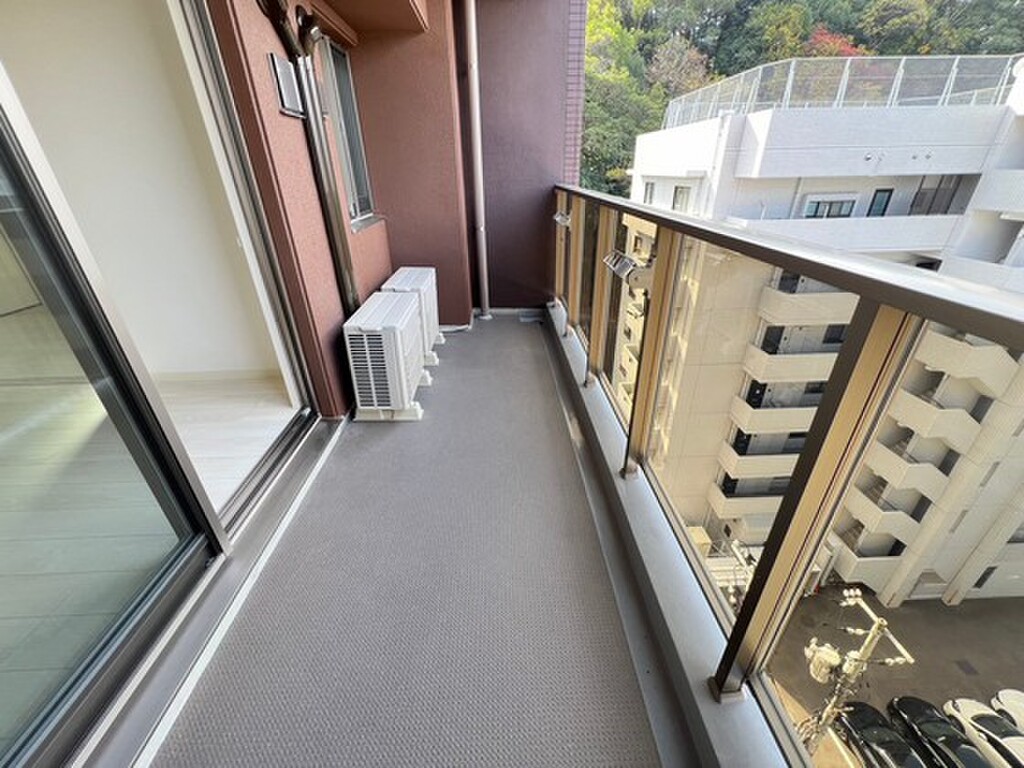 (11/24) バルコニー
