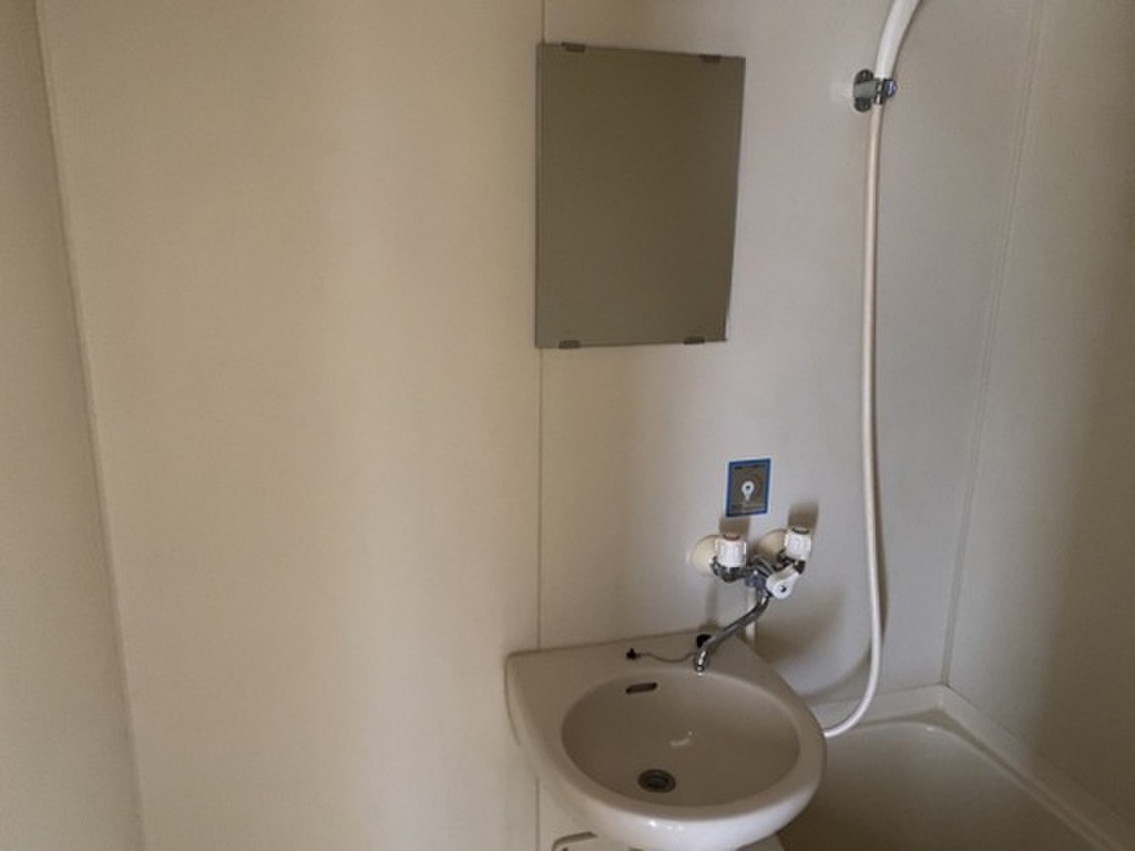 (13/17) ※他号室の写真です。 (13/17) ※他号室の写真です。