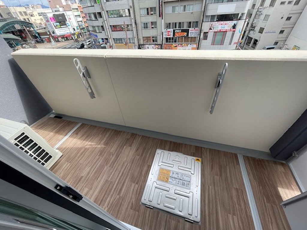 (14/22) バルコニー