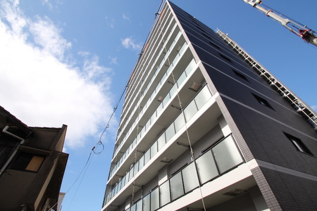 (13/20) バルコニー (13/20) バルコニー