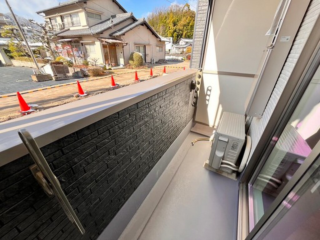 (10/19) バルコニー (10/19) バルコニー