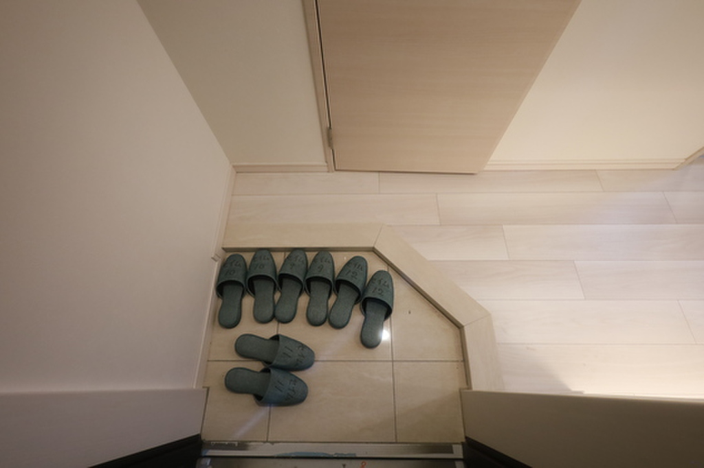 (9/22) 玄関 (9/22) 玄関