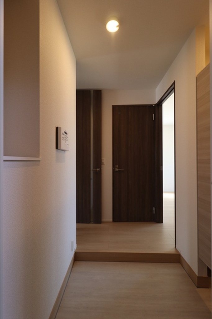 (9/26) 玄関 (9/26) 玄関