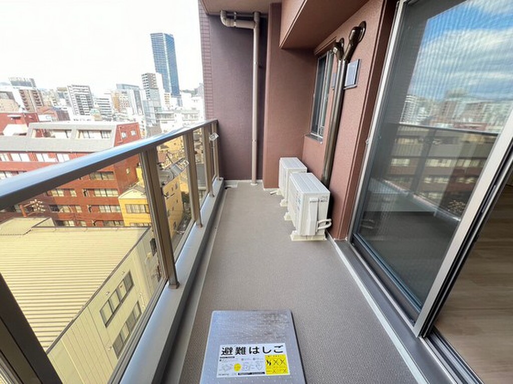 (12/22) バルコニー