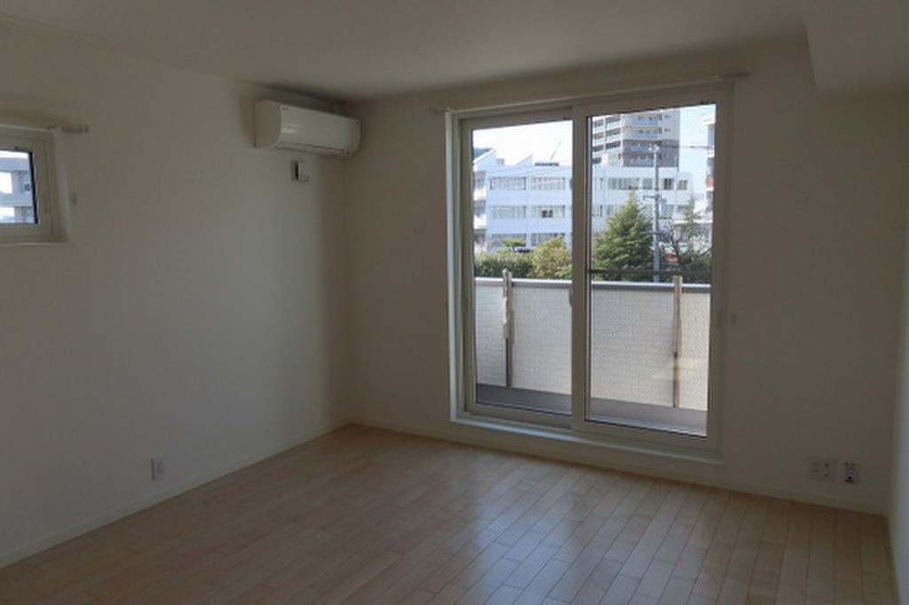 (2/17) 居室・リビング (2/17) 居室・リビング