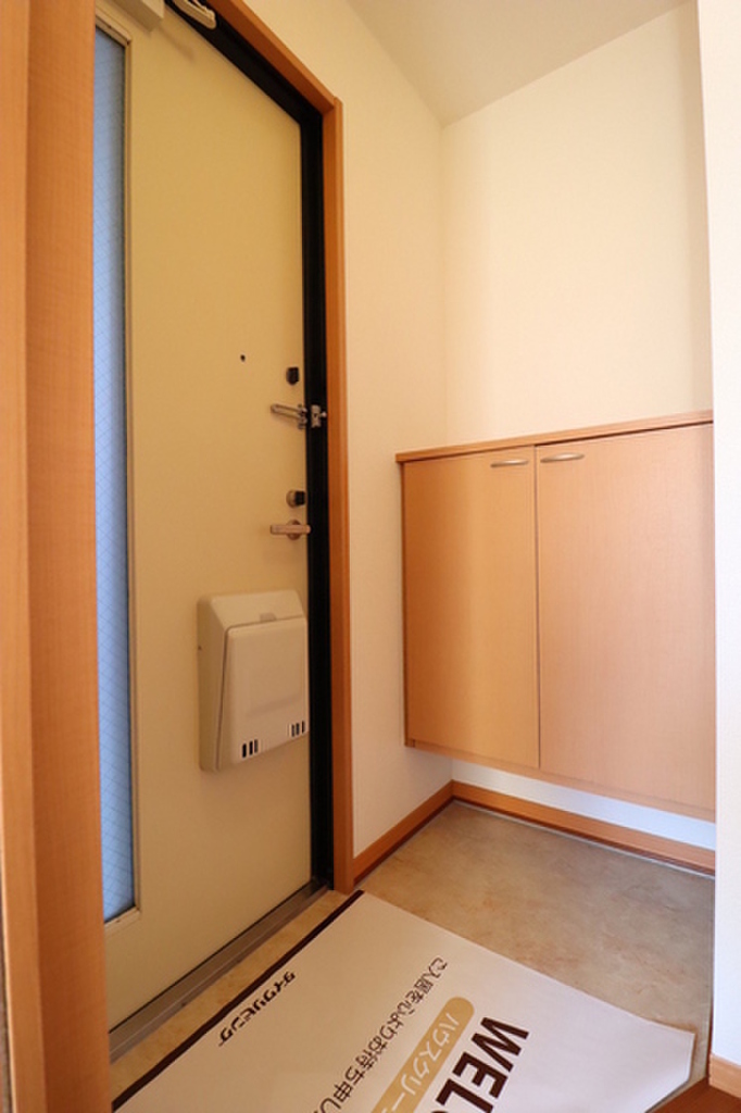 (10/21) 玄関 (10/21) 玄関