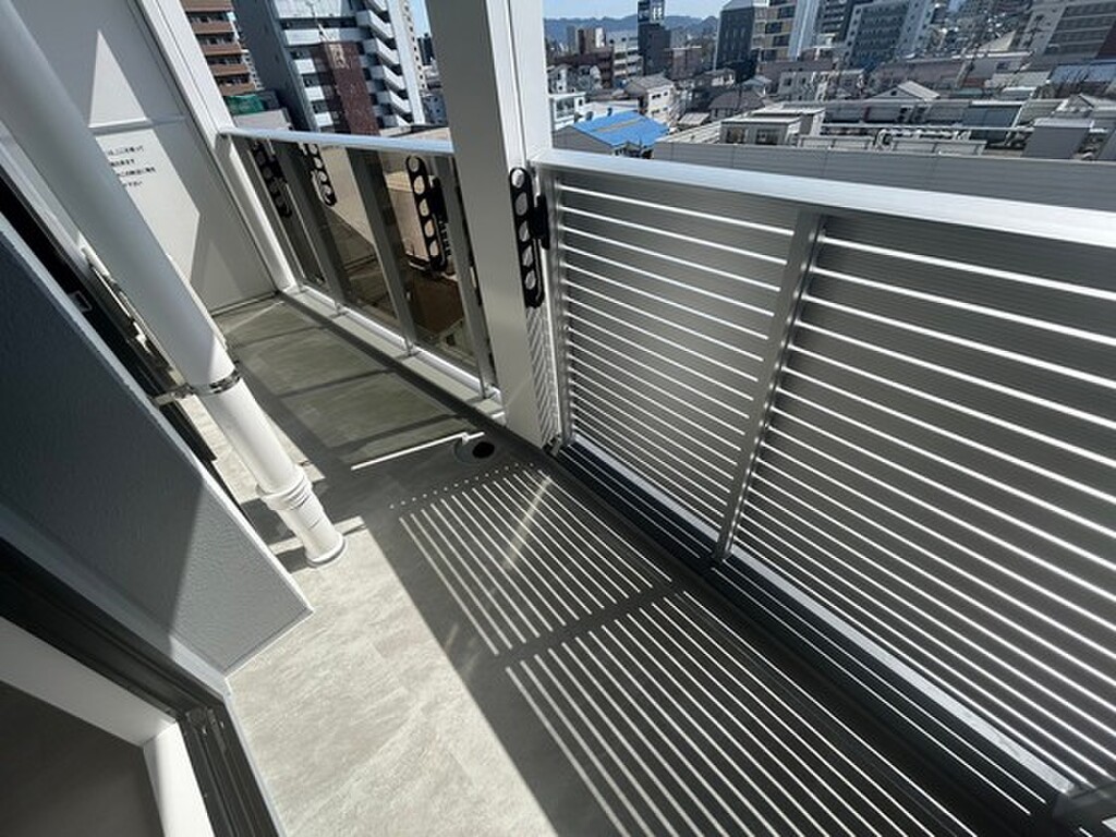 (11/21) バルコニー (11/21) バルコニー