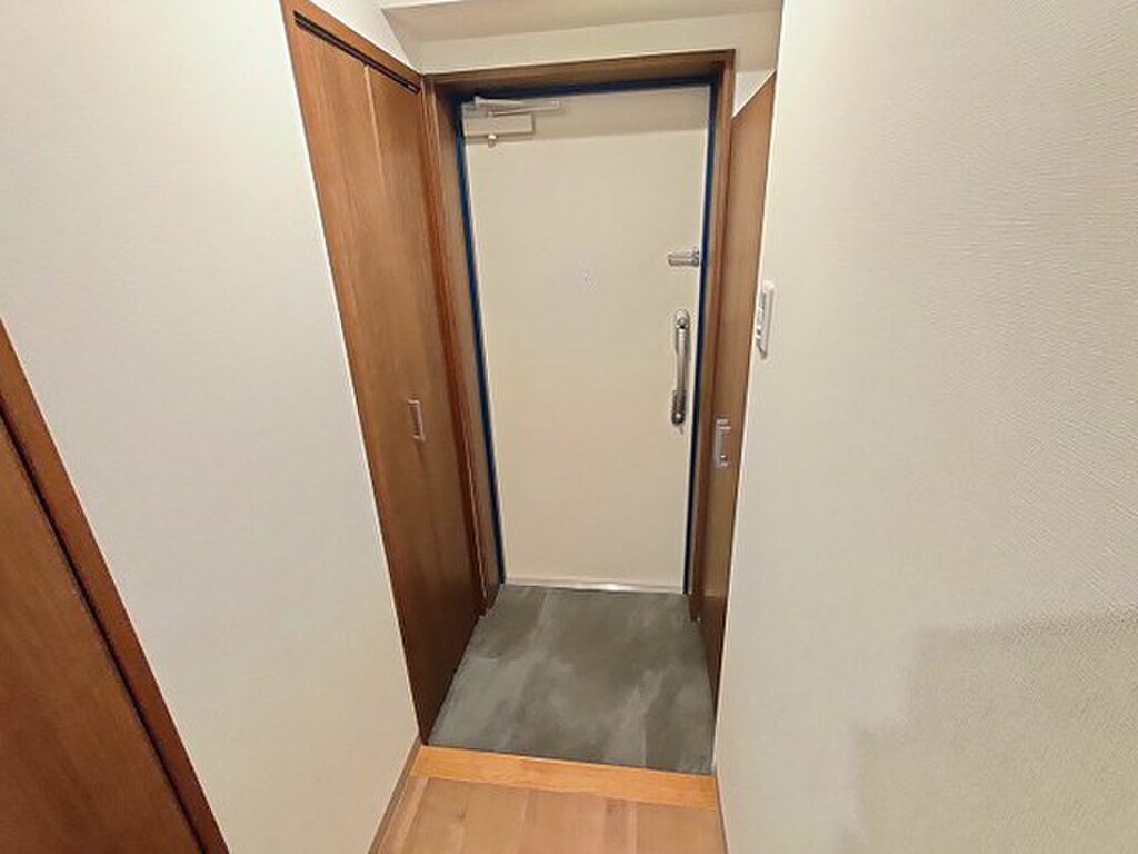 (7/24) 玄関 (7/24) 玄関