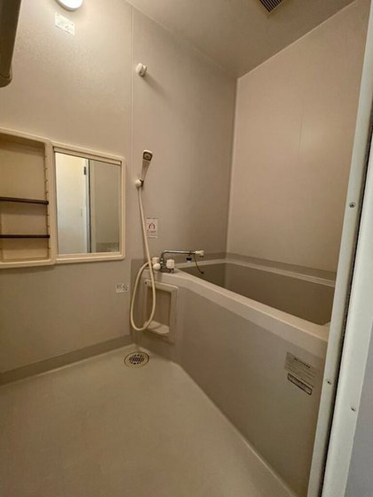 (4/17) ※他号室の写真です (4/17) ※他号室の写真です