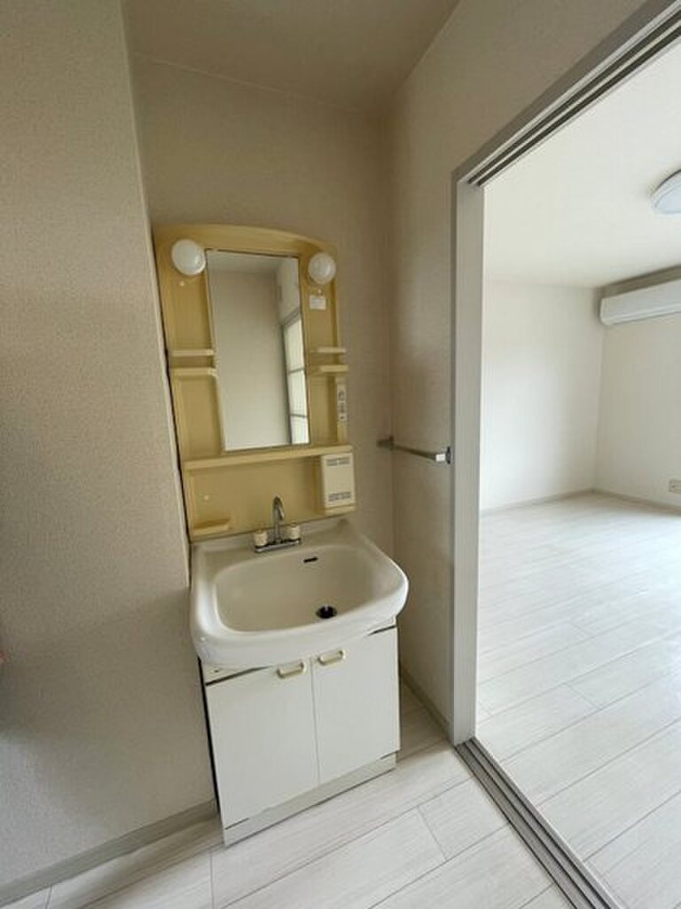 (6/17) ※他号室の写真です (6/17) ※他号室の写真です