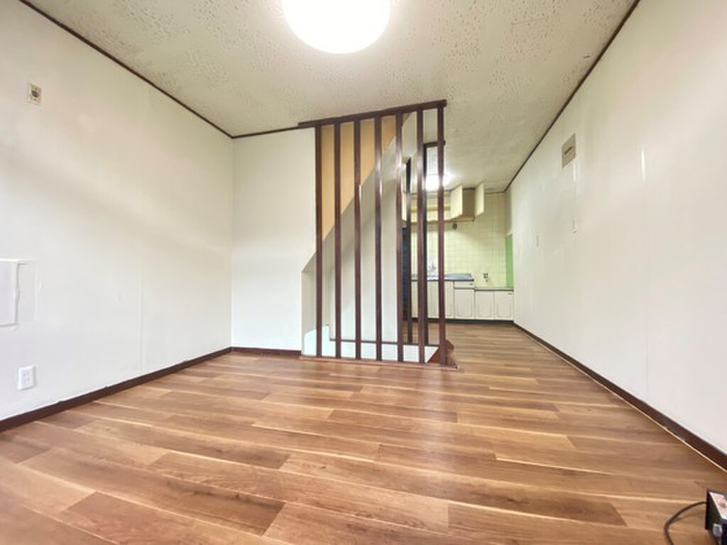 (2/15) 居室・リビング (2/15) 居室・リビング