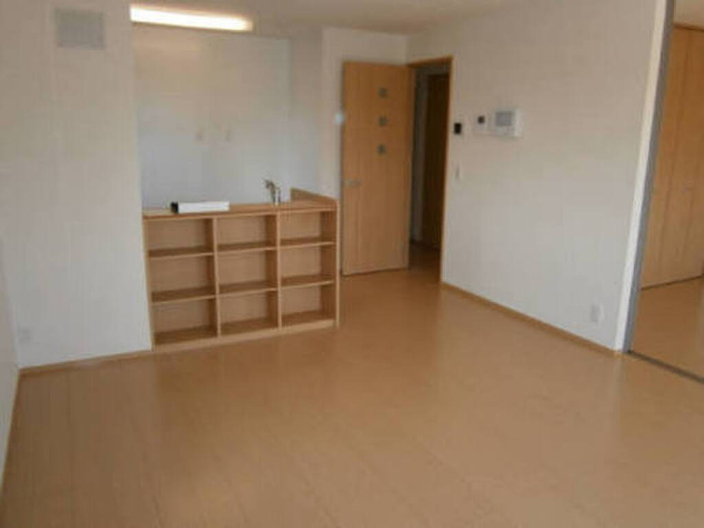 (2/16) 居室・リビング (2/16) 居室・リビング