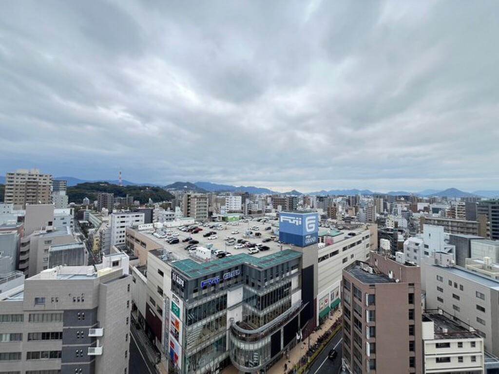 (13/31) 眺望 (13/31) 眺望