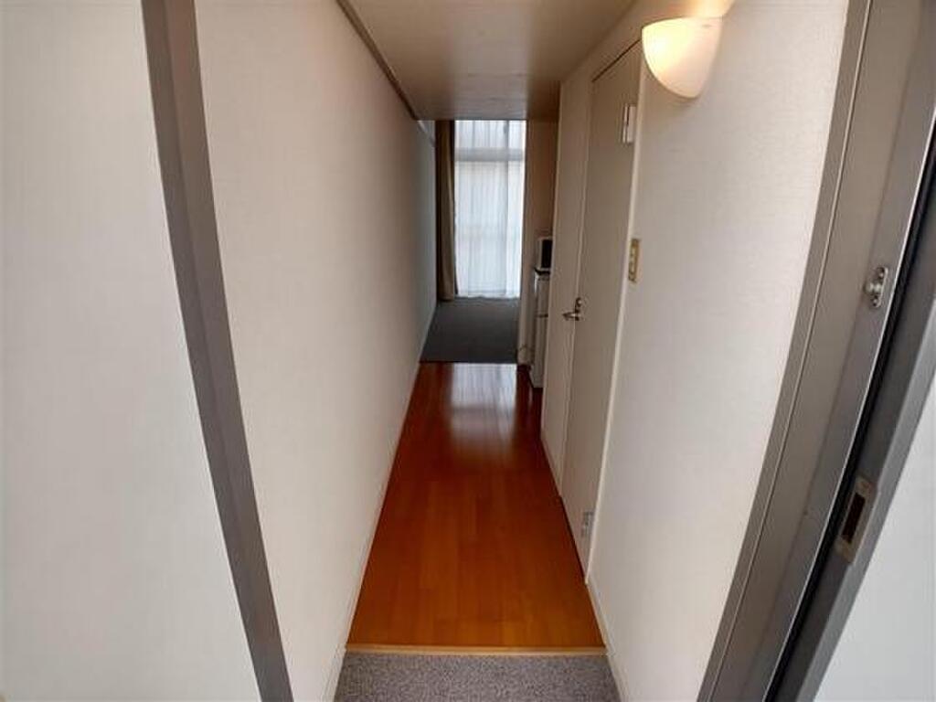 (9/19) 玄関 (9/19) 玄関