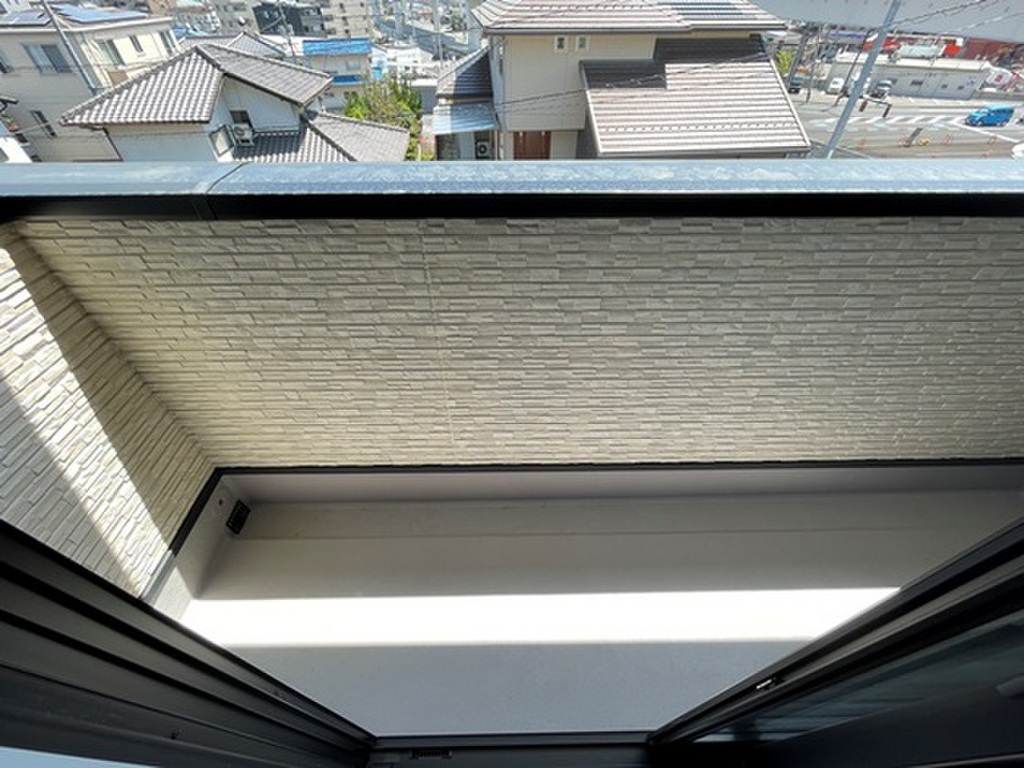 (11/21) バルコニー (11/21) バルコニー