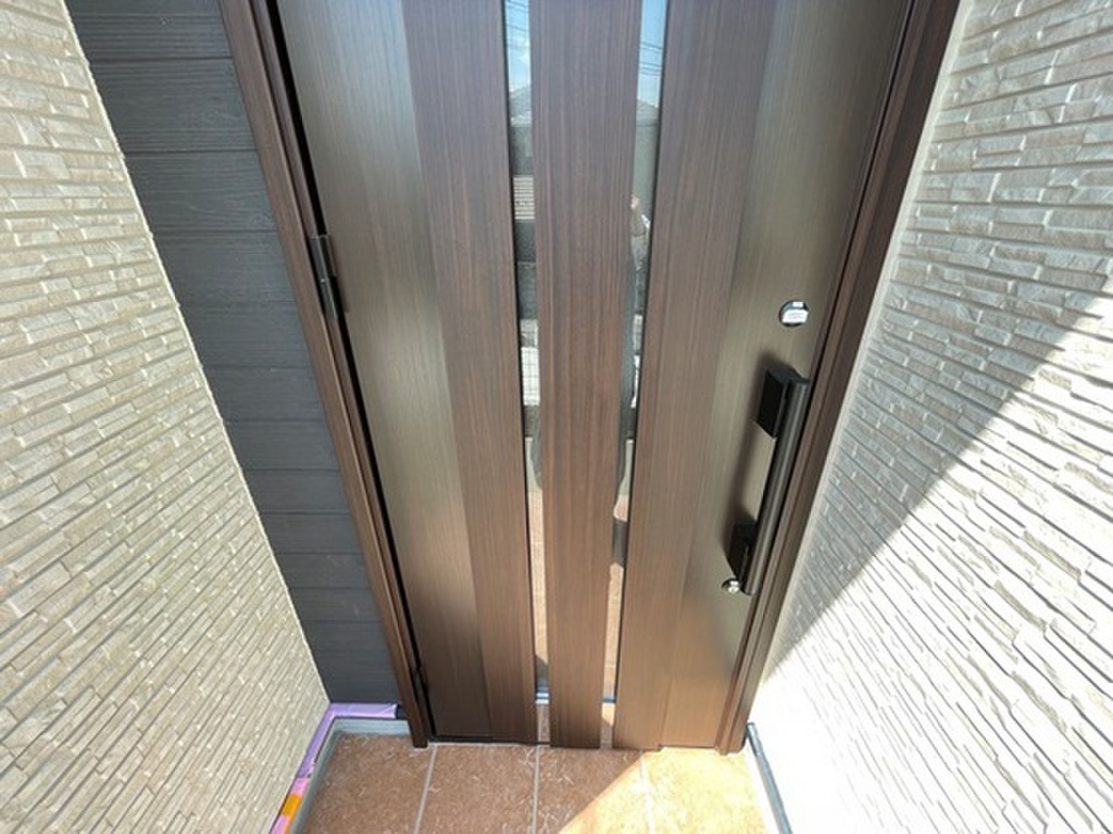 (8/21) 玄関 (8/21) 玄関