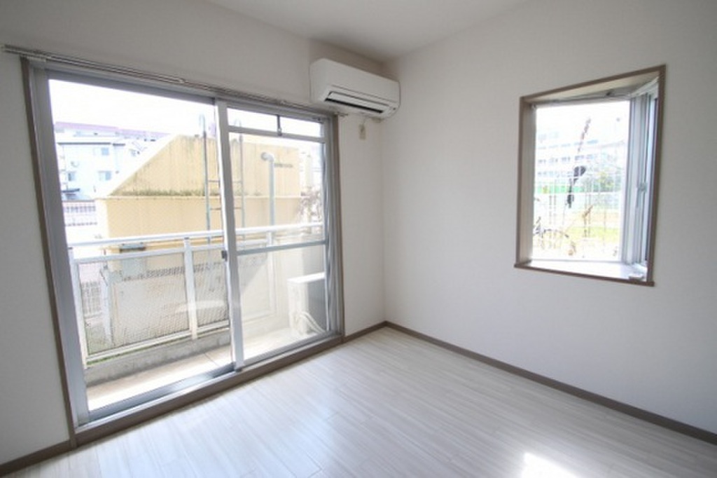 (2/12) 居室・リビング (2/12) 居室・リビング