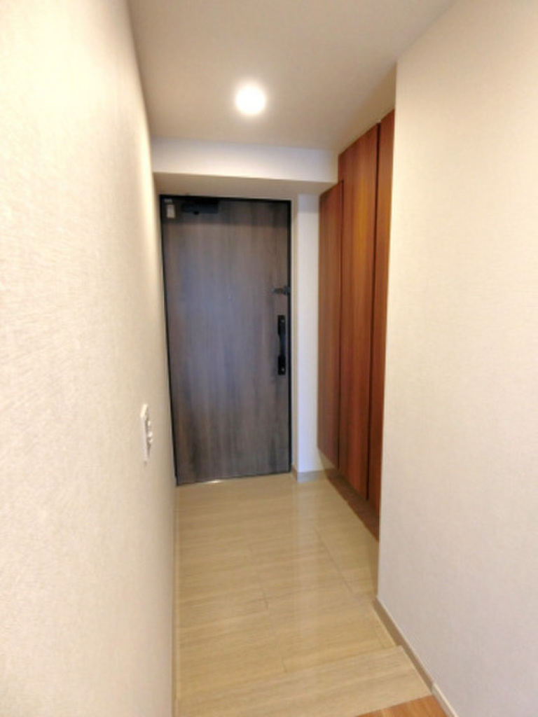 (12/20) 玄関 (12/20) 玄関