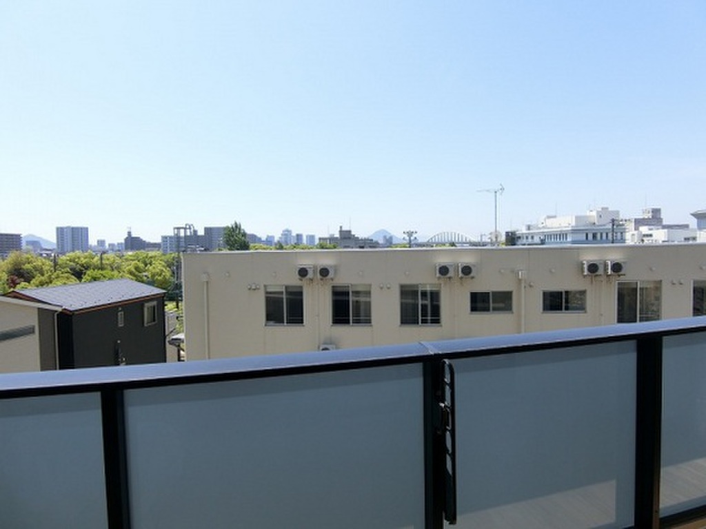 (13/20) 眺望 (13/20) 眺望