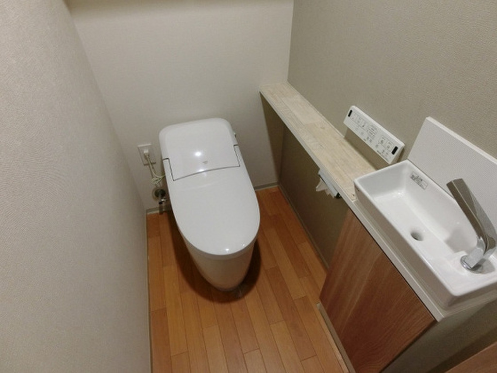 (5/20) トイレ (5/20) トイレ