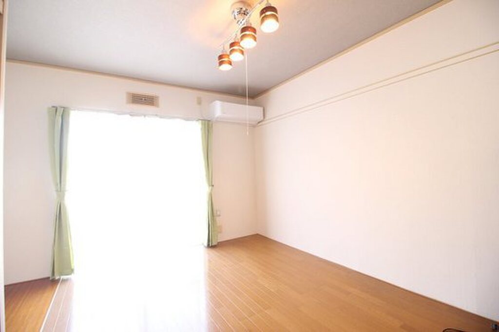 (2/16) 居室・リビング