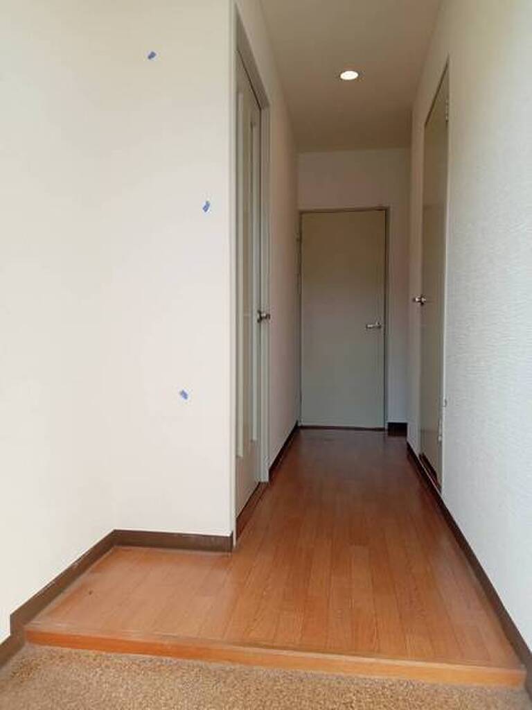 (9/20) 玄関 (9/20) 玄関