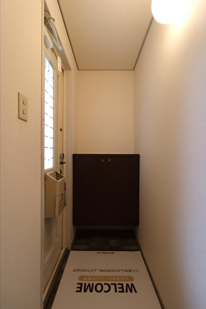 (9/27) 玄関 (9/27) 玄関