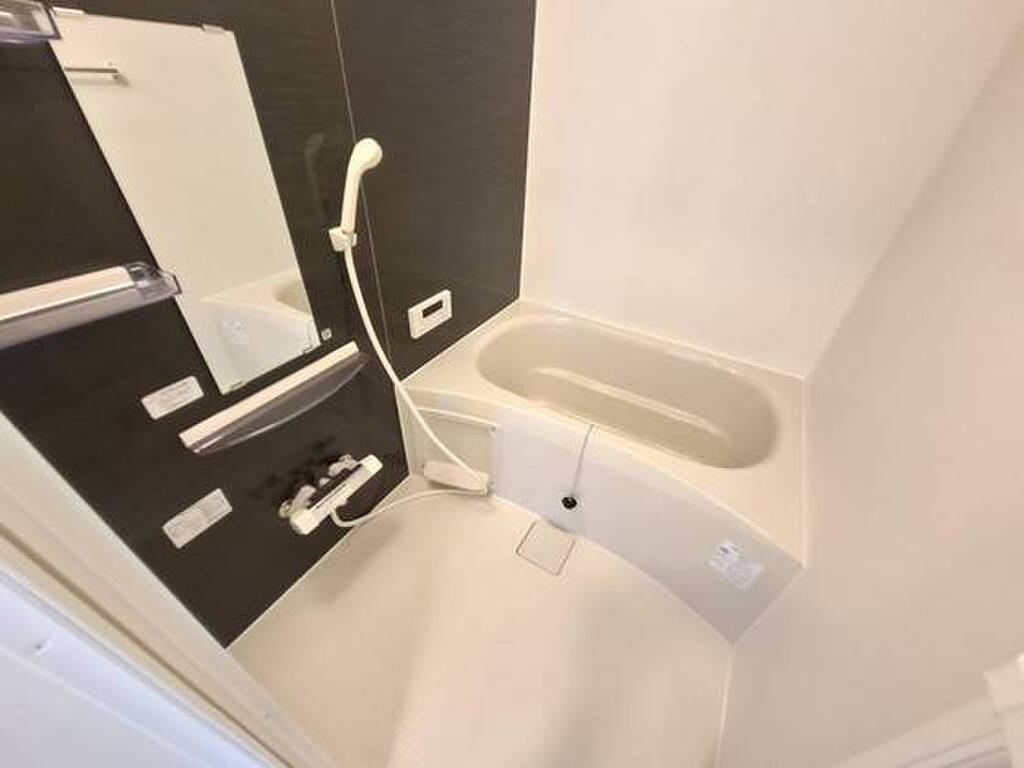 (4/20) ※写真は参考別号室です (4/20) ※写真は参考別号室です