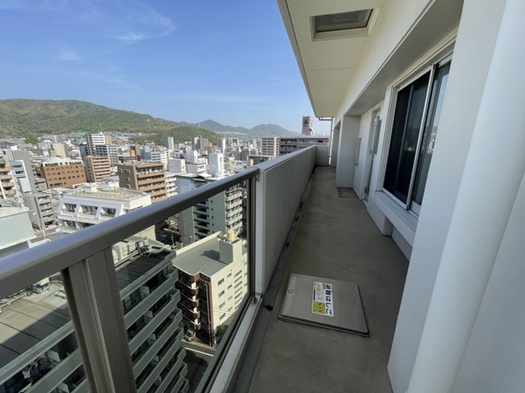 (12/24) バルコニー (12/24) バルコニー