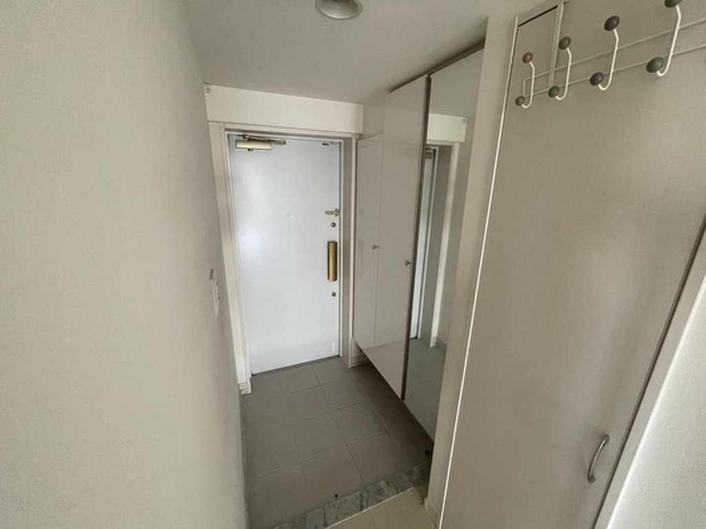 (7/24) 玄関 (7/24) 玄関