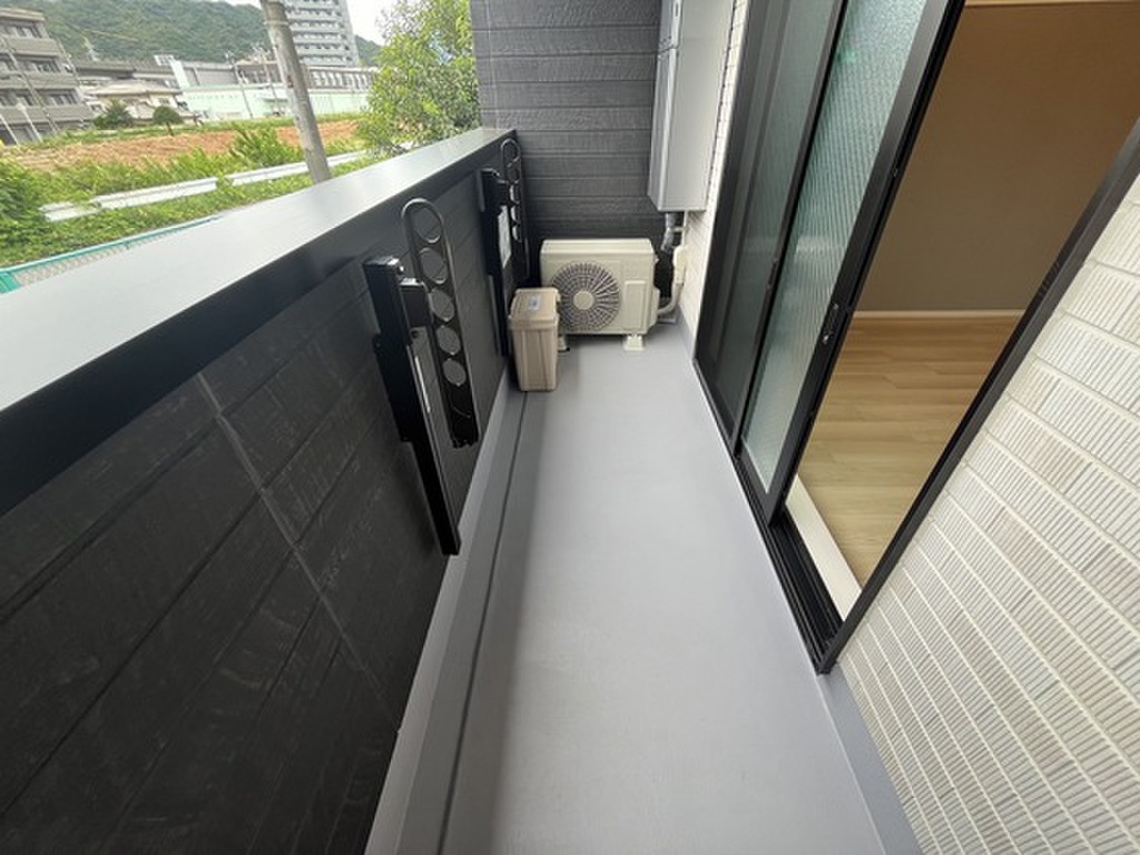 (8/27) バルコニー (8/27) バルコニー