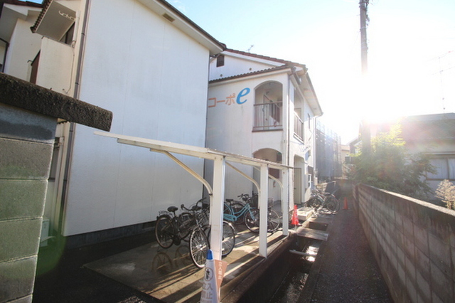 コーポe