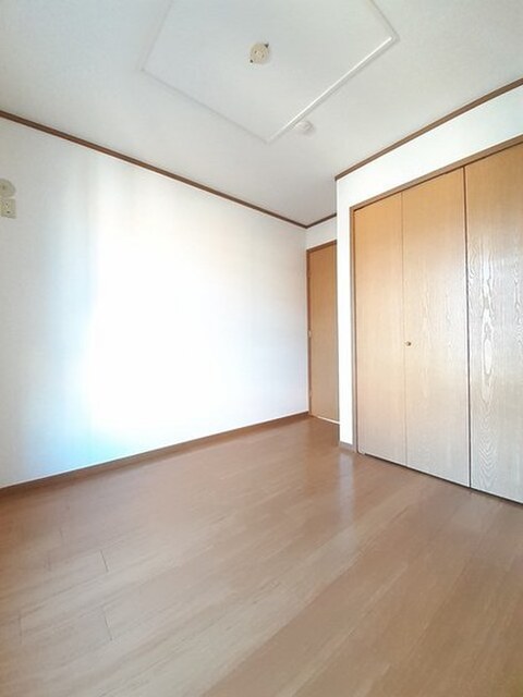 ドミール北小路