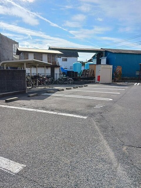 ドミール北小路