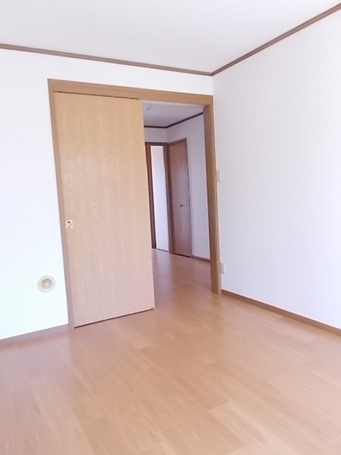 ドミール北小路