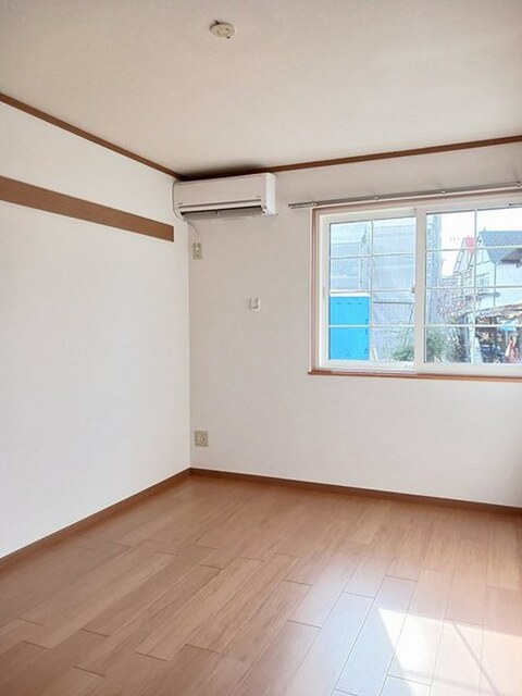 ドミール北小路