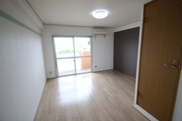 チェルシー青江 東