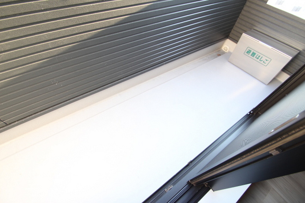 (11/18) バルコニー (11/18) バルコニー