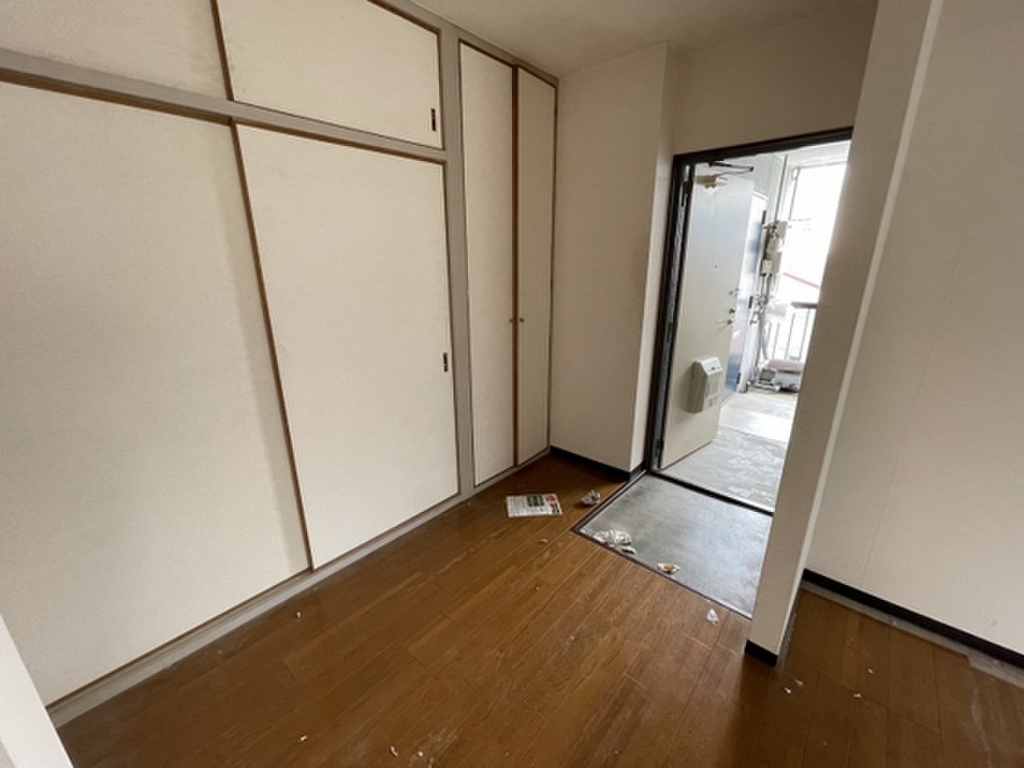 (10/14) 玄関 (10/14) 玄関