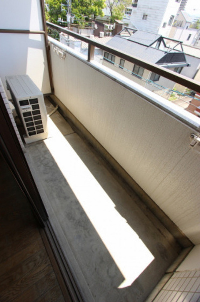 (12/20) バルコニー (12/20) バルコニー
