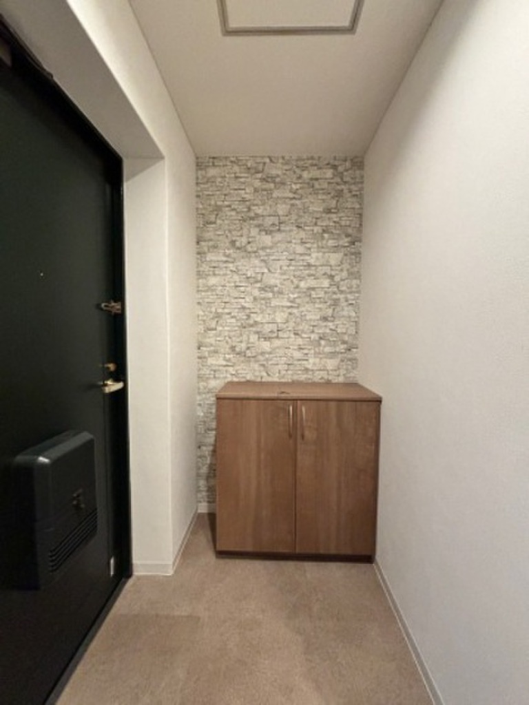 (9/19) 玄関 (9/19) 玄関