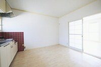 ※他号室の写真です