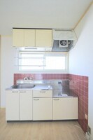 ※他号室の写真です