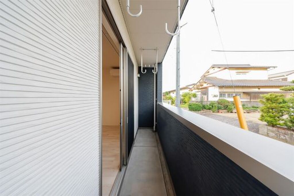 (8/15) バルコニー (8/15) バルコニー