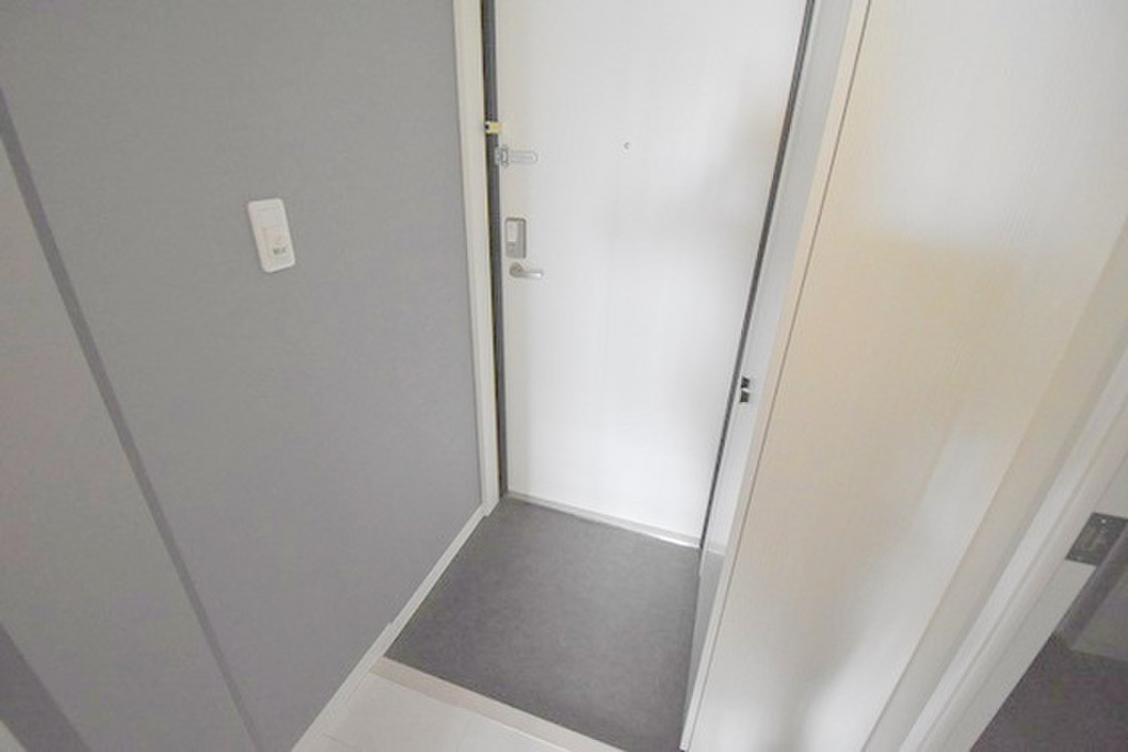 (7/20) 玄関 (7/20) 玄関