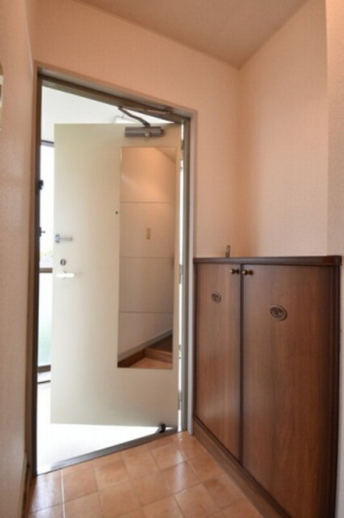 (10/20) 玄関 (10/20) 玄関