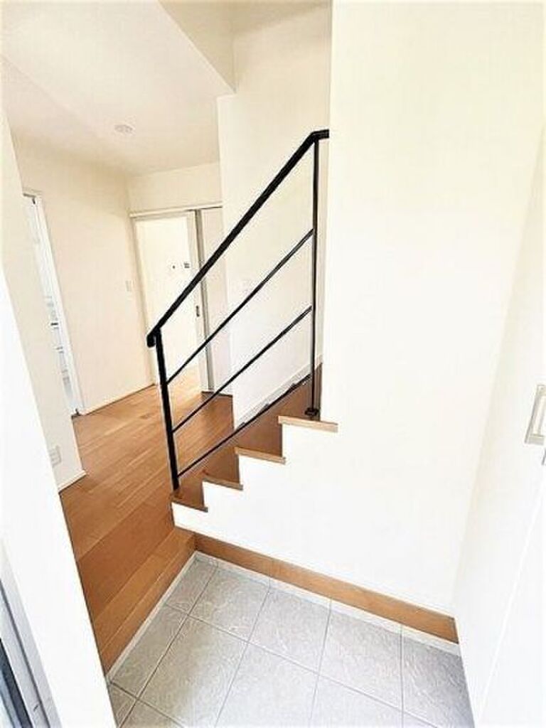 (9/24) 玄関 (9/24) 玄関